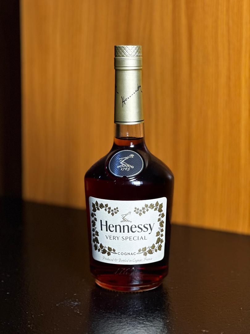 COGNAC Henessy VS